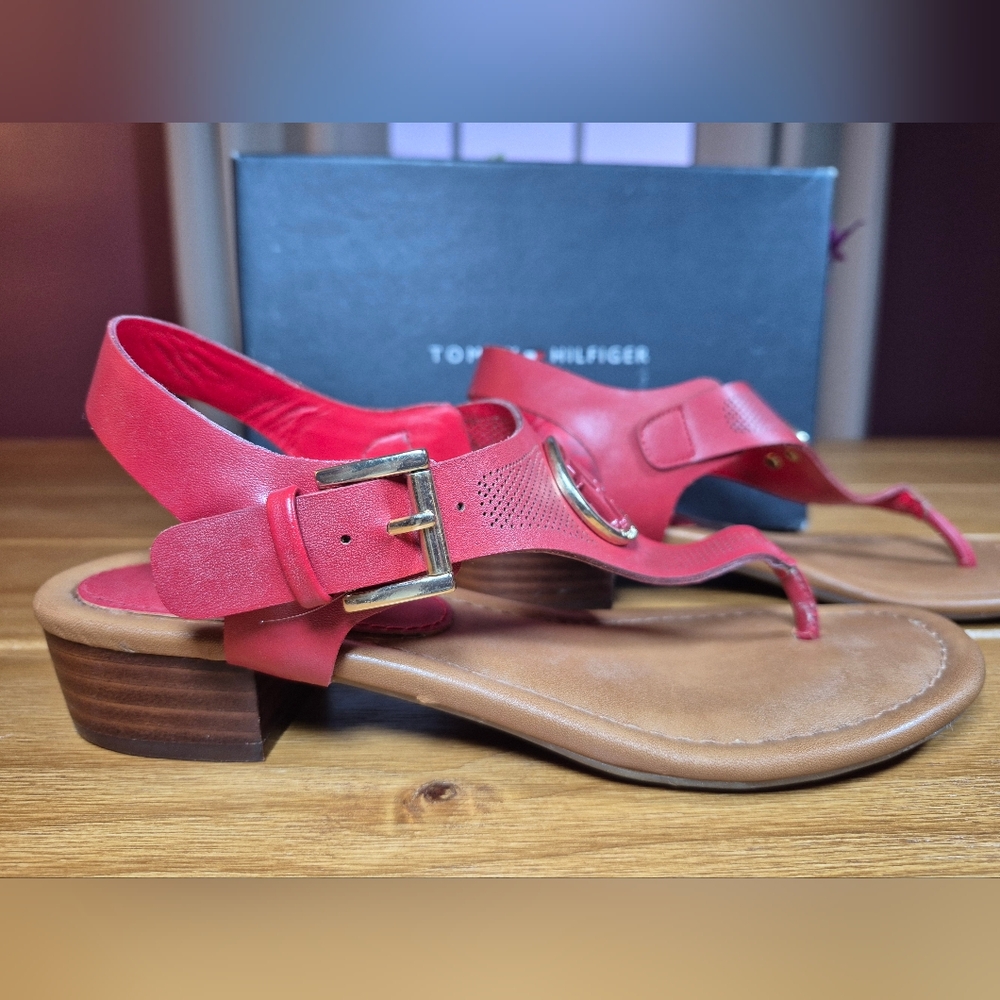 Tommy‎ Hilfiger "Kandess" Block-Heel Thong Sandals - Size 6.5 - Picture 5 of 6